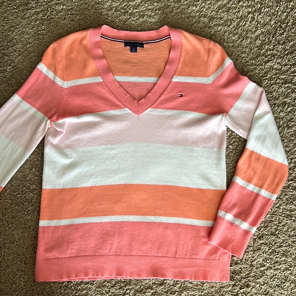 Tommy Hilfiger Women's V-neck Sweater